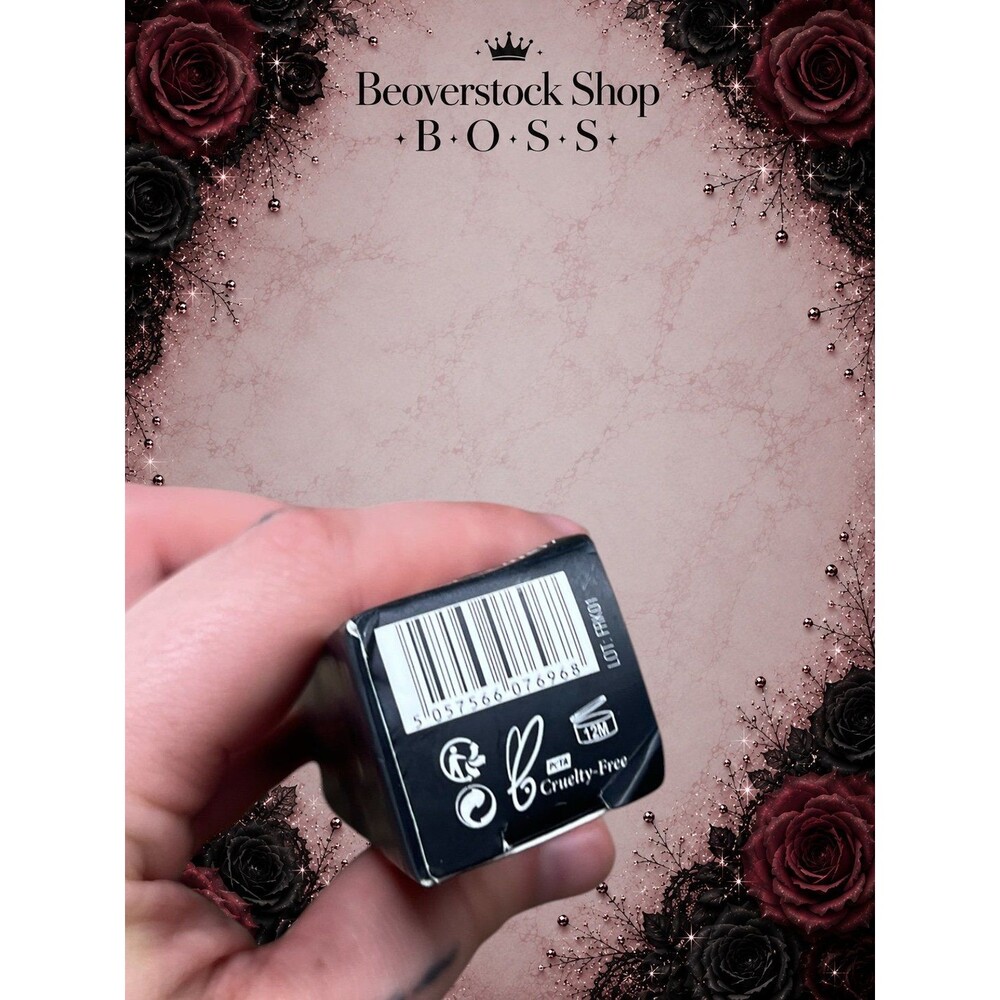 New Makeup Revolution Cut Crease Canvas Eyeshadow Base – Fetch Deep - Picture 6 of 6